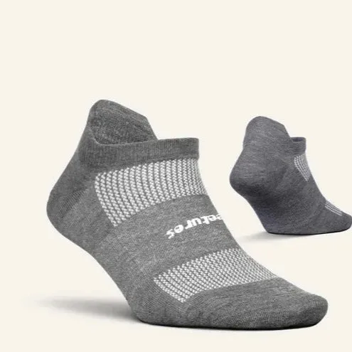 Feetures High Performance Max Cushion No Show Tab Socks (Grey)