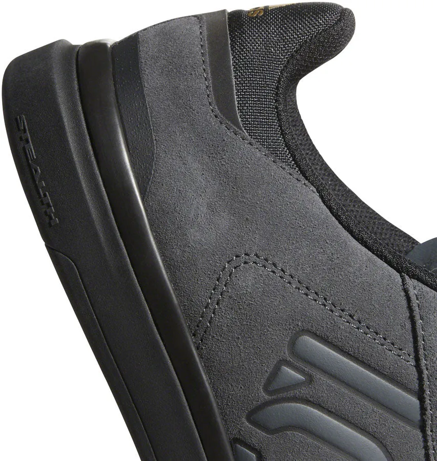 Five Ten Sleuth DLX Flat Shoe - Men's, Grey Six / Core Black / Matte Gold