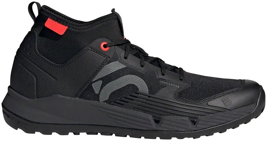 Five Ten Trailcross XT Flat Shoe - Men's, Core Black / Grey Four / Solar Red