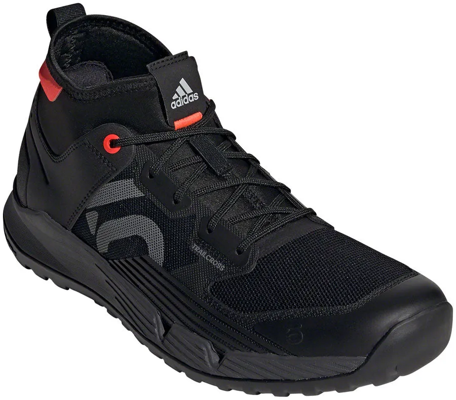 Five Ten Trailcross XT Flat Shoe - Men's, Core Black / Grey Four / Solar Red