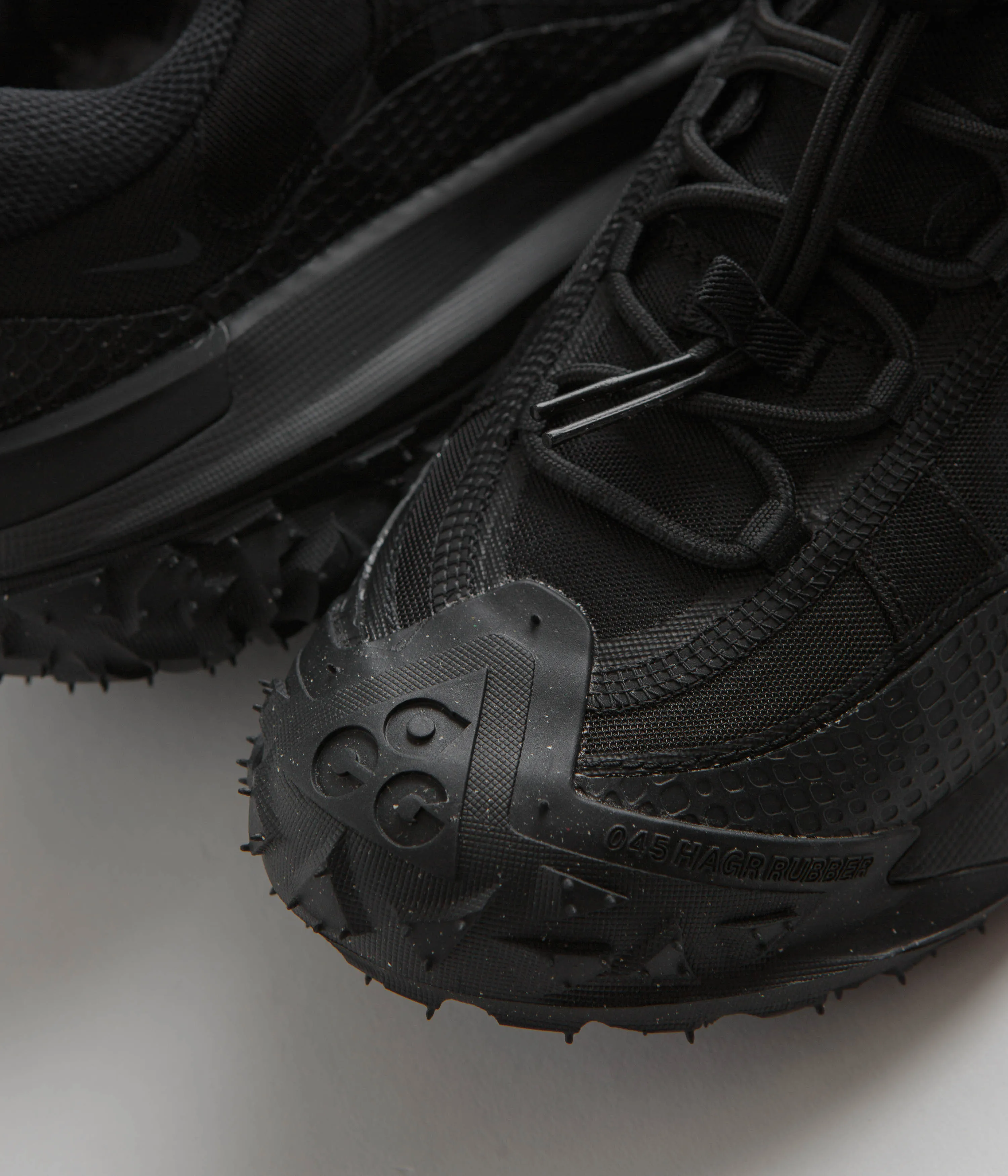 Nike ACG Mountain Fly 2 Low Shoes - Black / Anthracite - Black - Black