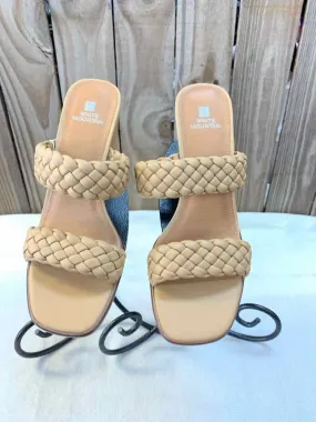 NWT WHITE MOUNTAIN SHOES 10 Tan Sandals