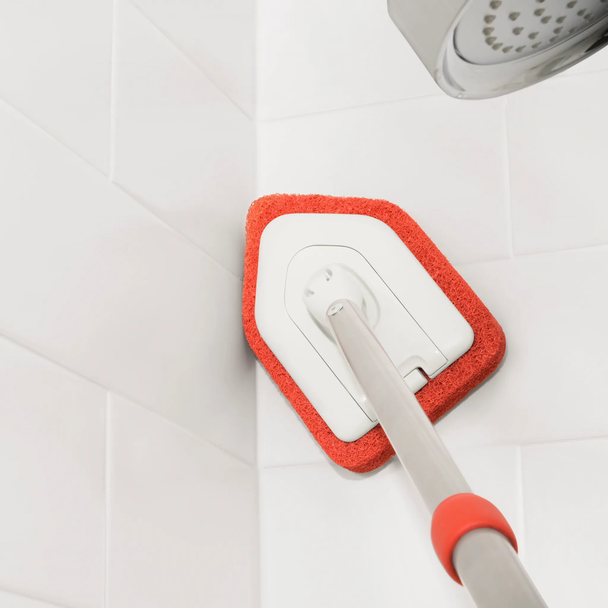 OXO Extendable Tub & Tile Scrubber