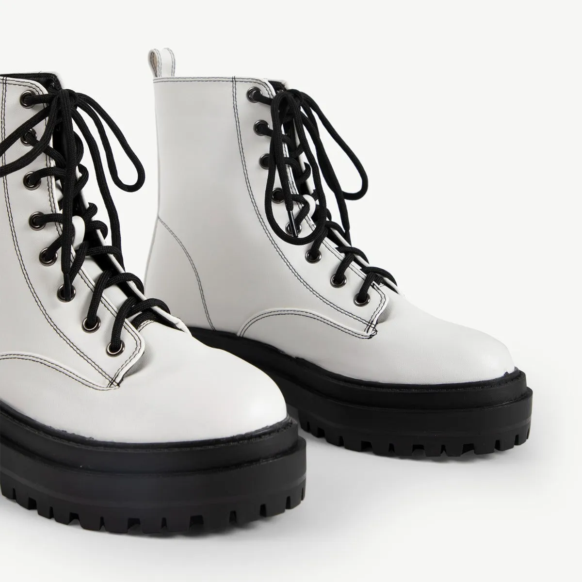 RAID Obey Wide Fit Chunky Hiker Boot in White