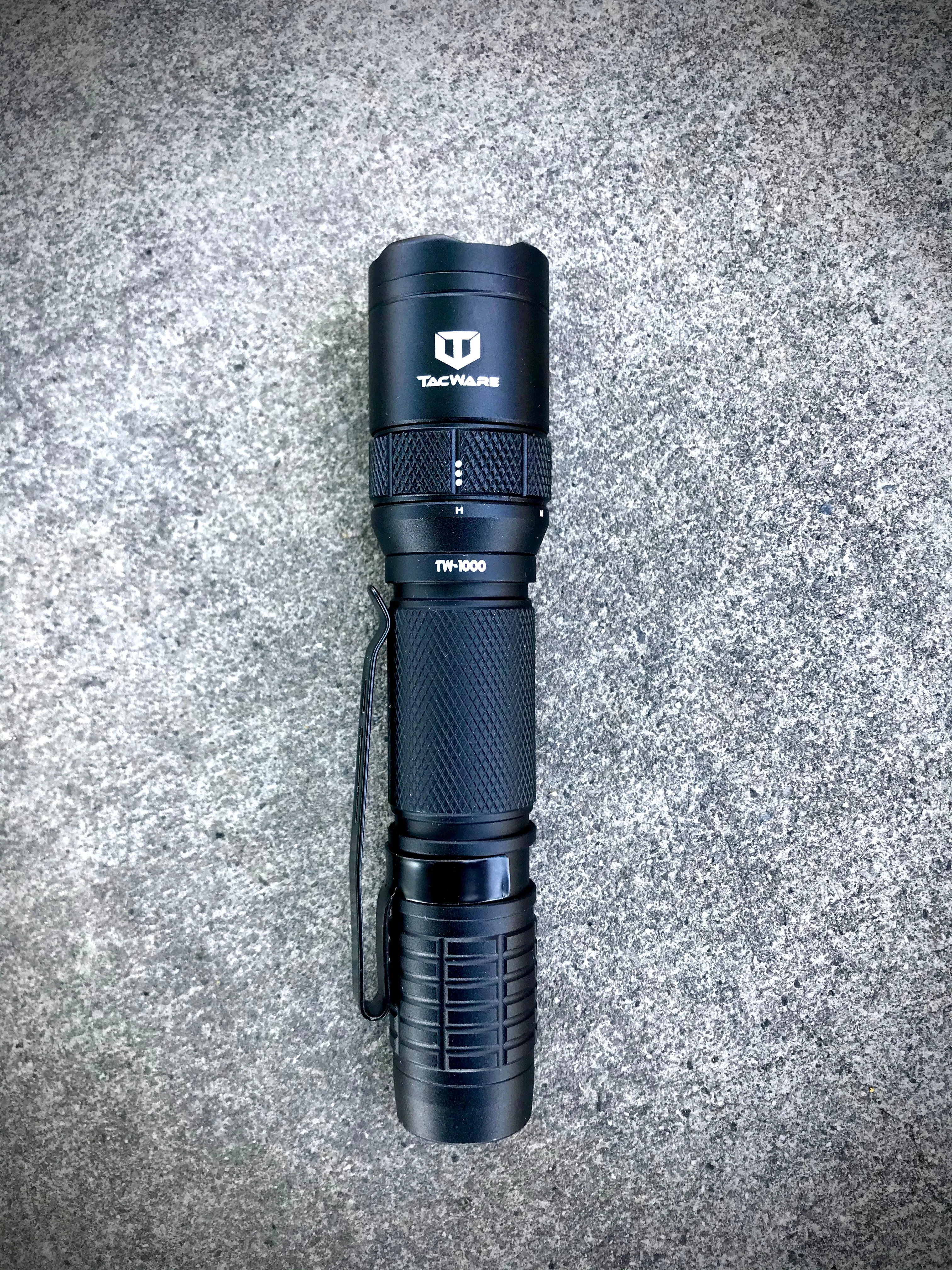 TW-1000 Tactical Flashlight